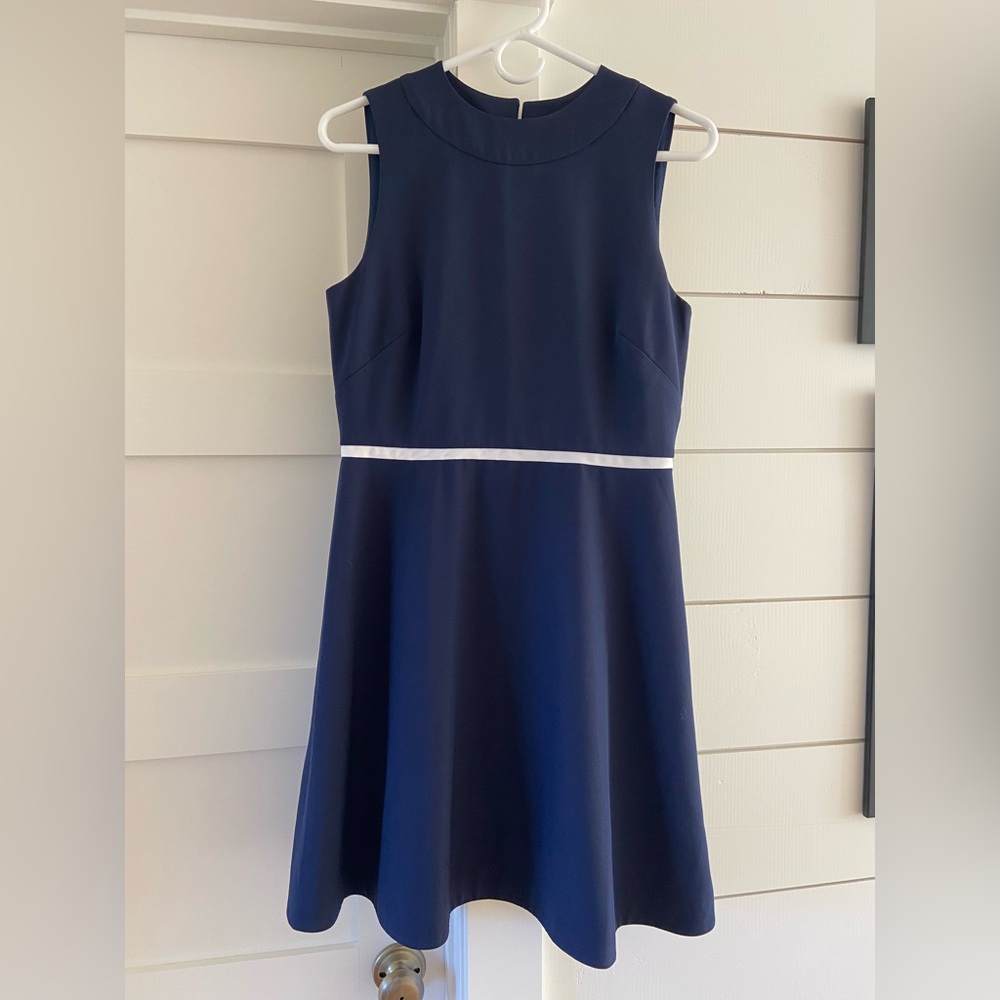 Camilyn Beth classic navy and white dress in EUC! Size 6
